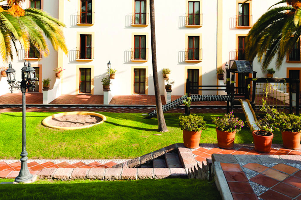 Hotel Mision Grand Juriquilla Exterior foto